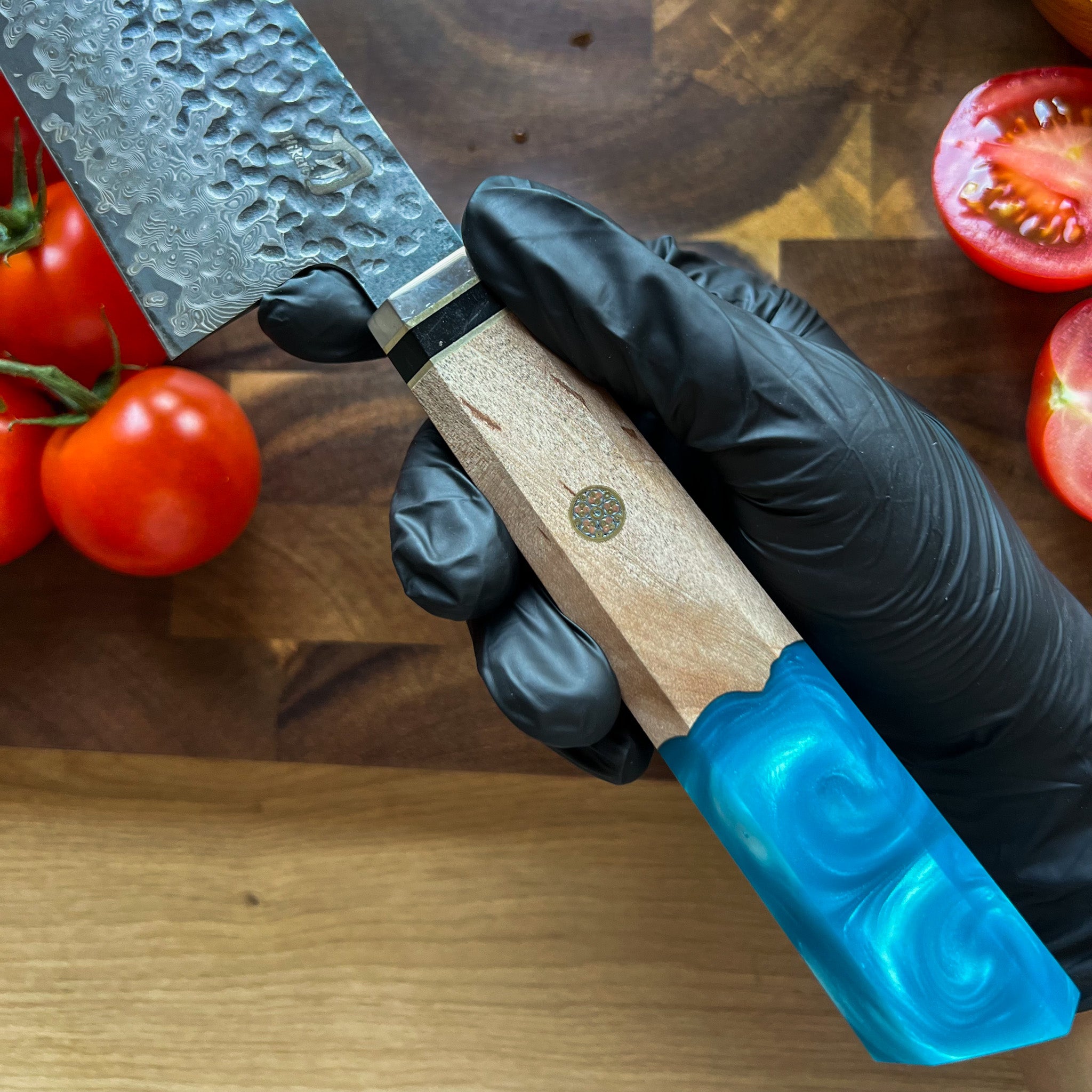 Cuțit de bucătărie Nakiri Hikari - Lamă din oțel Damascus VG-10, mâner ergonomic Burl, cuțit profesional pentru legume - Hikari