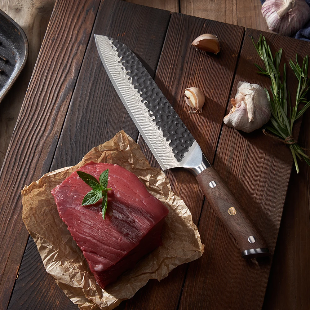 Cuțit de bucătărie multifuncțional / Santoku - Lamă Damascus VG-10, mâner din nuc pentru carne și legume - Hikari