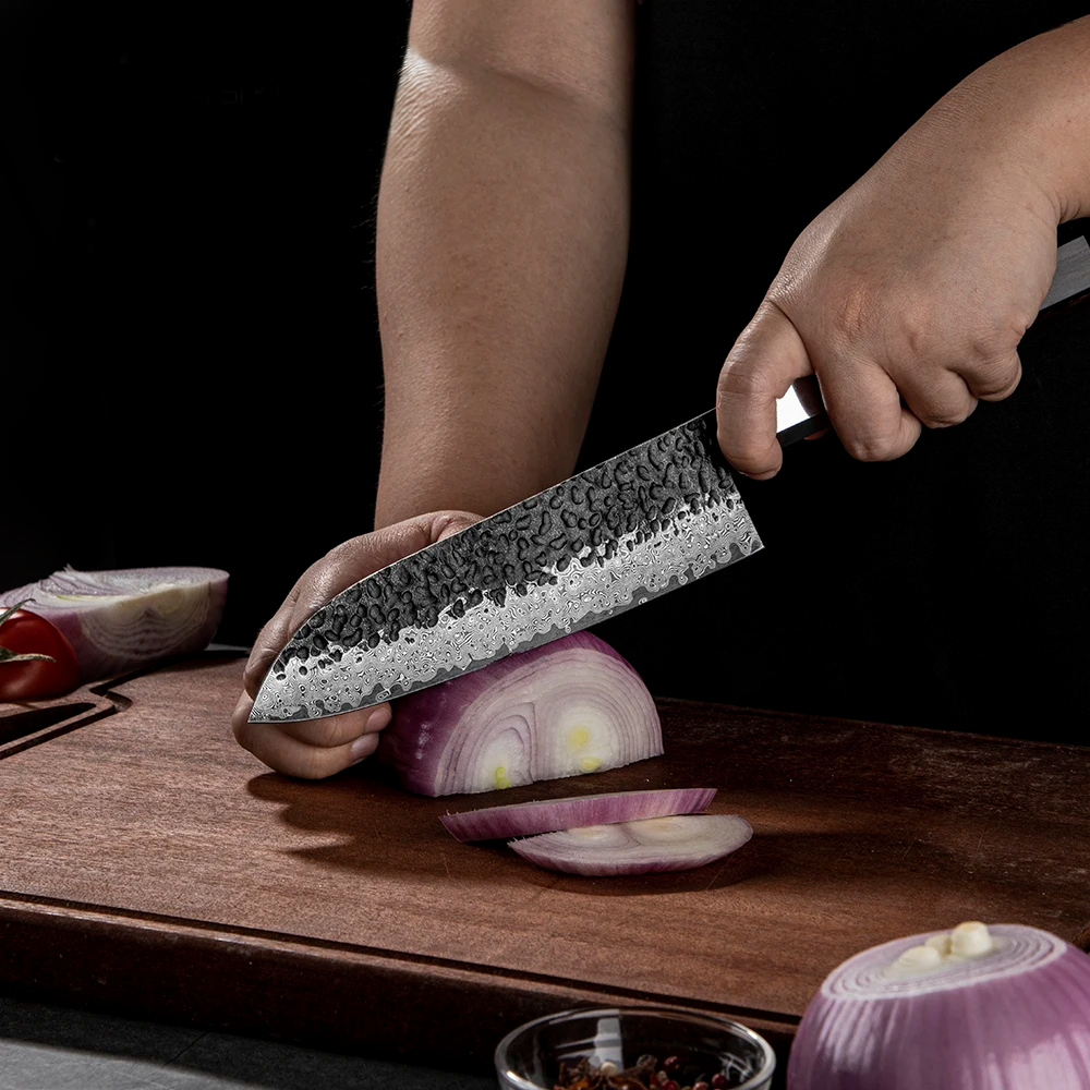 Santoku VG-10 Damasc Kurouchi Hammered, Maner din Ebony 18 cm